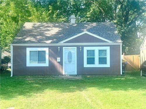 1504 E 72nd St, Kansas City, MO, 64131-1816 | Card Image