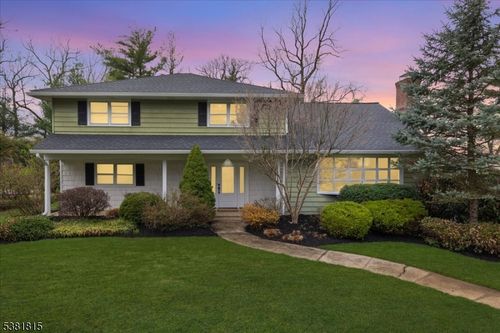 26 Crest Dr, New Providence, NJ, 07974-2717 | Card Image