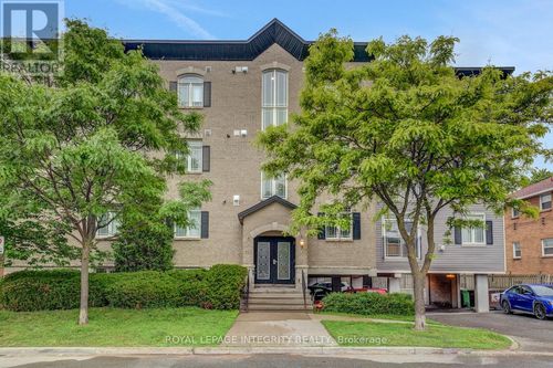 402-711 Churchill Ave N, Ottawa, ON, K1Z5G6 | Card Image