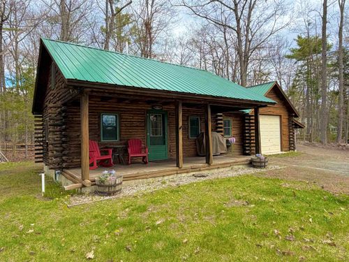 11 Beard Ln, Grafton, NH, 03240-3200 | Card Image