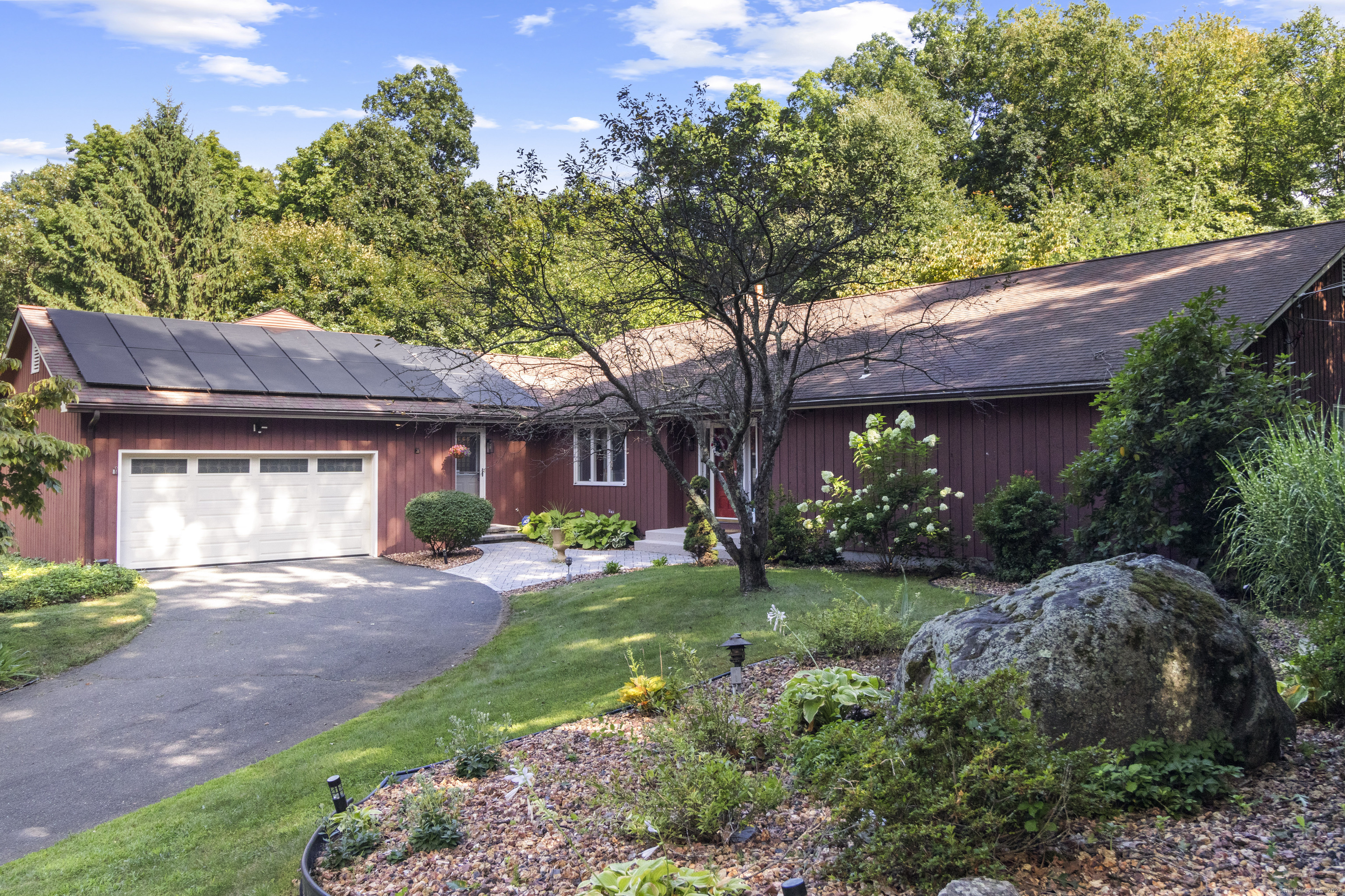Birch Ridge Rd, Burlington, CT 06013