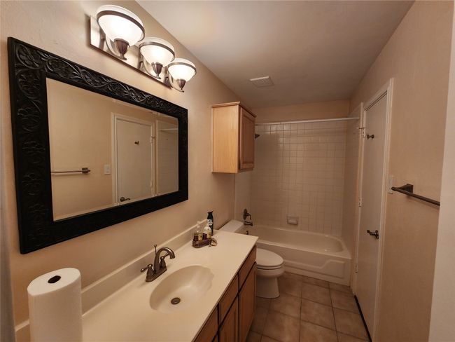 A - 2016 Greenview Dr, House other with 3 bedrooms, 2 bathrooms and null parking in Carrollton TX | Image 20