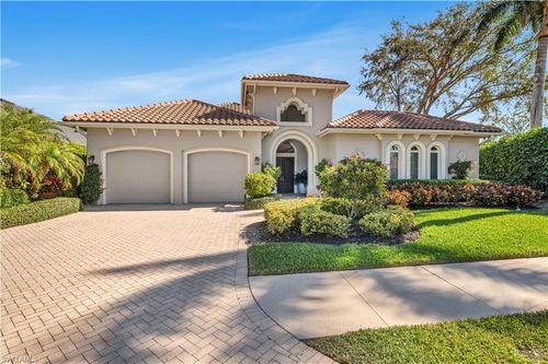 8800 Muirfield Dr, NAPLES, FL, 34109 | Card Image