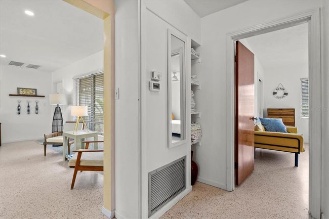 2473 Davis Blvd, House other with 3 bedrooms, 2 bathrooms and null parking in Sarasota FL | Image 47