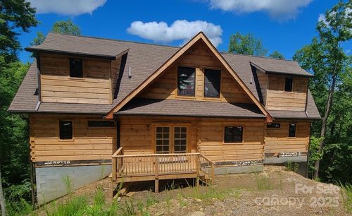 266 Potomac Falls Dr, Black Mountain, NC, 28711-6068 | Card Image