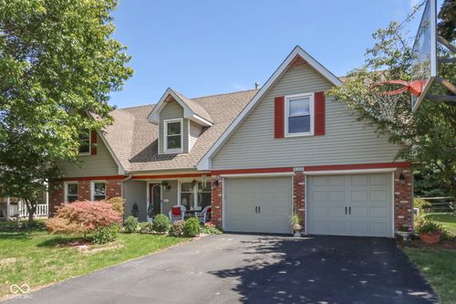 8255 Lynn Dr, Indianapolis, IN, 46237-9546 | Card Image
