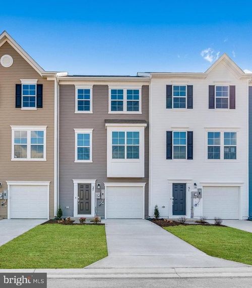 133 Canning Rd, INWOOD, WV, 25428-8300 | Card Image