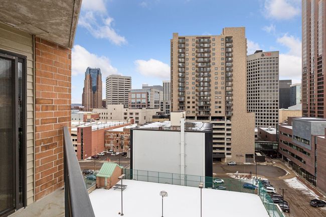 UNIT-1002 - 78 10 Th St E, Condo with 2 bedrooms, 1 bathrooms and null parking in Saint Paul MN | Image 7