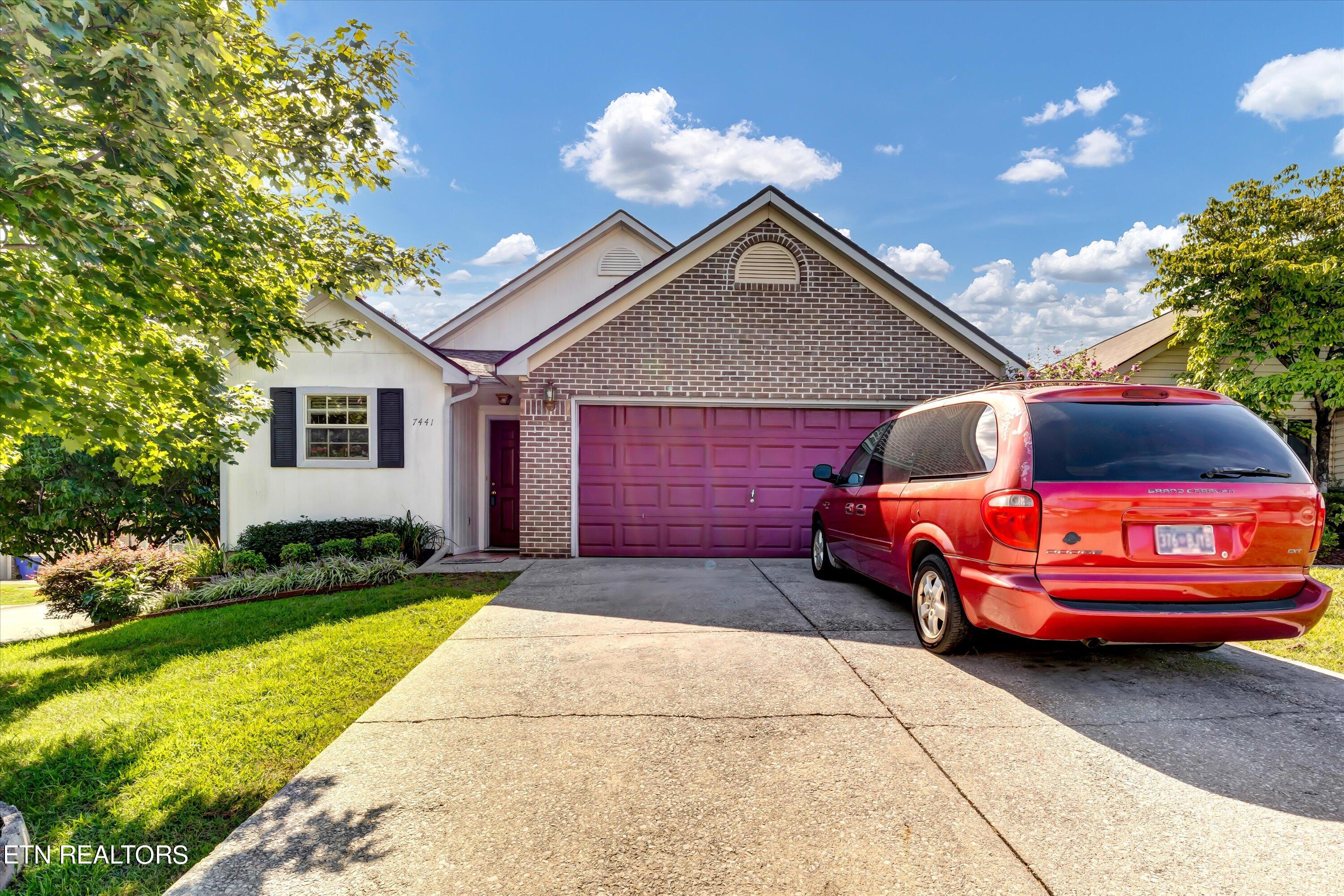 Burnheim Way, Knoxville, TN 37920