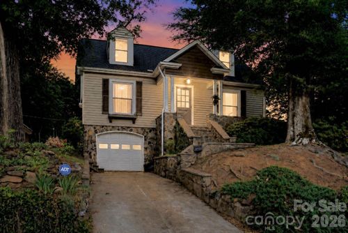 208 N 5th St, Albemarle, NC, 28001-4002 | Card Image