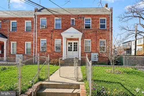 5618 1st Pl Nw, WASHINGTON, DC, 20011-2383 | Card Image