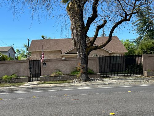 1629 College Ave, Modesto, CA, 95350-4005 | Card Image