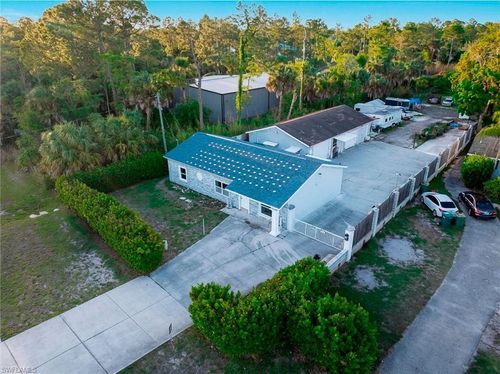 3871 White Blvd, Naples, FL, 34117-4127 | Card Image