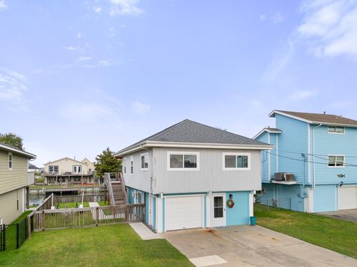 66 Tarpon St, Bayou Vista, TX, 77563-2577 | Card Image