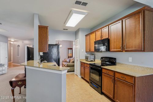 23b-6651 Shaded Rock Ct, Jacksonville, FL, 32258-8429 | Card Image