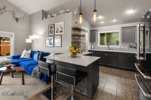 715 N 15th Ave, Bozeman, MT, 59715-3237 | Card Image