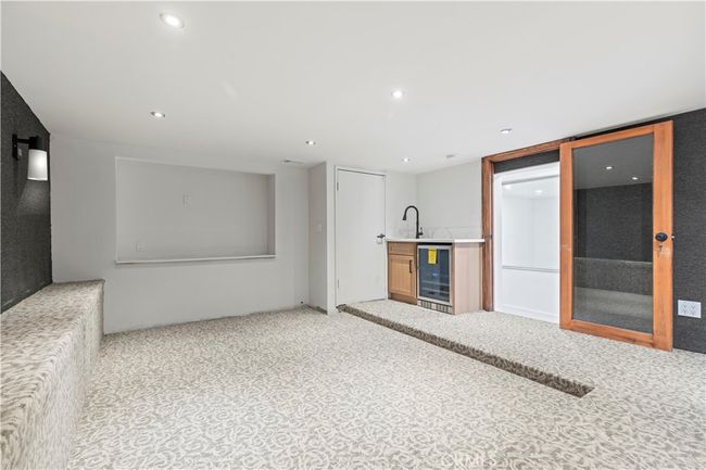 8280 Grand View Dr, House other with 3 bedrooms, 4 bathrooms and 2 parking in LOS ANGELES CA | Image 29