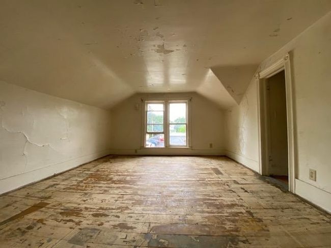 924 4 Th Ave, House other with 5 bedrooms, 2 bathrooms and null parking in STEVENS POINT WI | Image 11