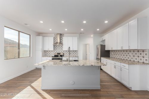 16189 N 137th Dr, Surprise, AZ, 85374-4098 | Card Image
