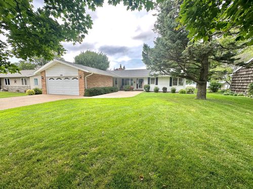 1206 S Shore Dr, Worthington, MN, 56187-1343 | Card Image