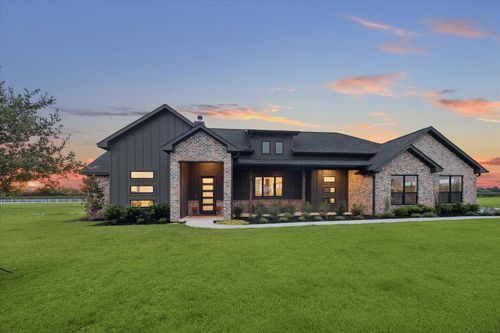 5050 Sophie Slansky Way, Sealy, TX, 77474-2551 | Card Image