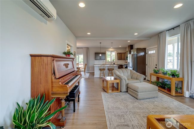103 N Trail Rd, House other with 4 bedrooms, 3 bathrooms and 2 parking in Sedro Woolley WA | Image 15