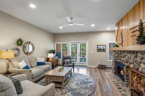 172-947 Incline Way, Incline Village, NV, 89451-8016 | Card Image