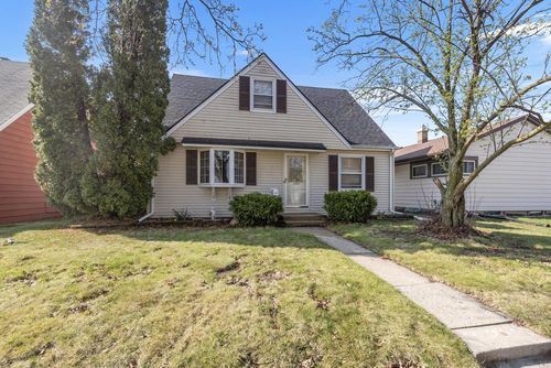 2809 E Armour Avenue, Saint Francis, WI, 53235 | Card Image