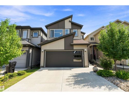 9227 223 St Nw, Edmonton, AB, T5T7M1 | Card Image