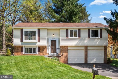 19517 Laguna Dr, GAITHERSBURG, MD, 20879-1823 | Card Image