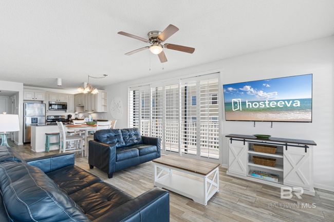 Living Room | Image 14