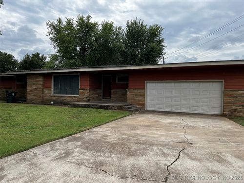 201 Camden St, Muskogee, OK, 74403-6016 | Card Image