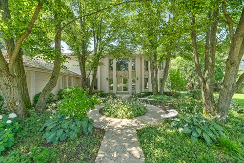 2372 Tennyson Ln, Highland Park, IL, 60035-1649 | Card Image
