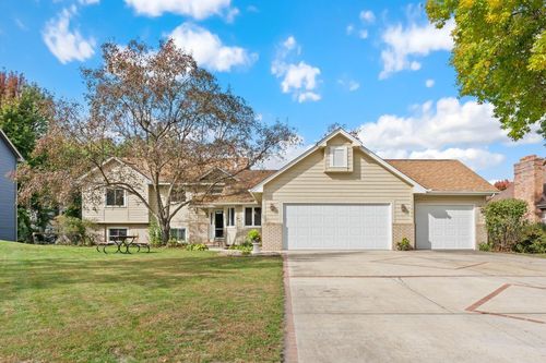 11980 Eldorado Street Ne, Blaine, MN, 55449 | Card Image