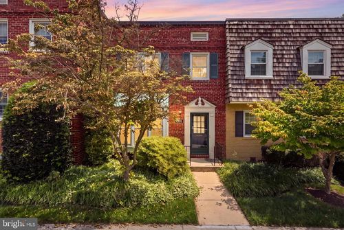 40-6735 Kenwood Forest Ln, CHEVY CHASE, MD, 20815-6501 | Card Image
