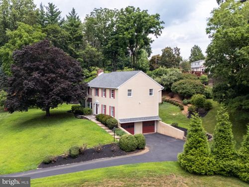 25 Clearbrook Rd, NEWTOWN SQUARE, PA, 19073-3903 | Card Image