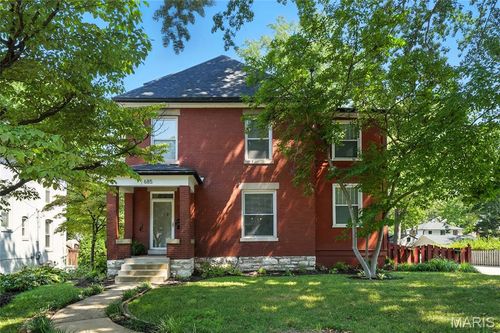 685 Clark Ave, Webster Groves, MO, 63119-1861 | Card Image