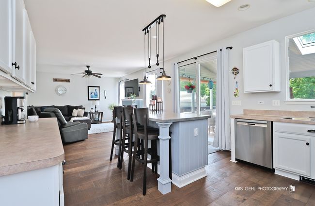 825 Limerick Ln, House other with 4 bedrooms, 3 bathrooms and 3 parking in McHenry IL | Image 10