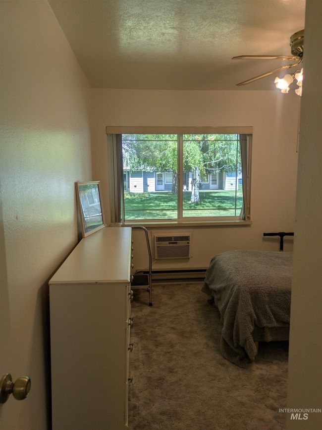 307 6 Th St, Townhouse with 2 bedrooms, 1 bathrooms and null parking in Filer ID | Image 9