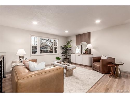 1135 Lefthand Dr, Longmont, CO, 80501-6644 | Card Image