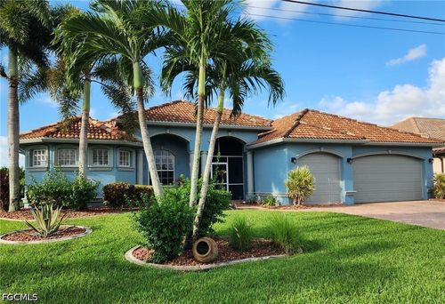 228 Se 30th Ter, Cape Coral, FL, 33904-3432 | Card Image
