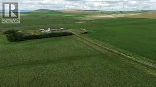 7117 Range Road 30 3, Pincher Creek, AB, T0K1W0 | Card Image