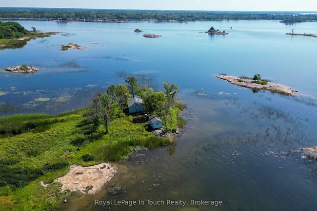 2 Island 1110 N/A, House other with 3 bedrooms, 1 bathrooms and null parking in Georgian Bay ON | Image 4