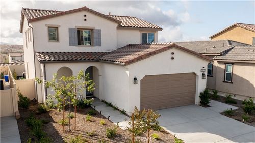 35227 Vernon Dr, Beaumont, CA, 92223-6295 | Card Image