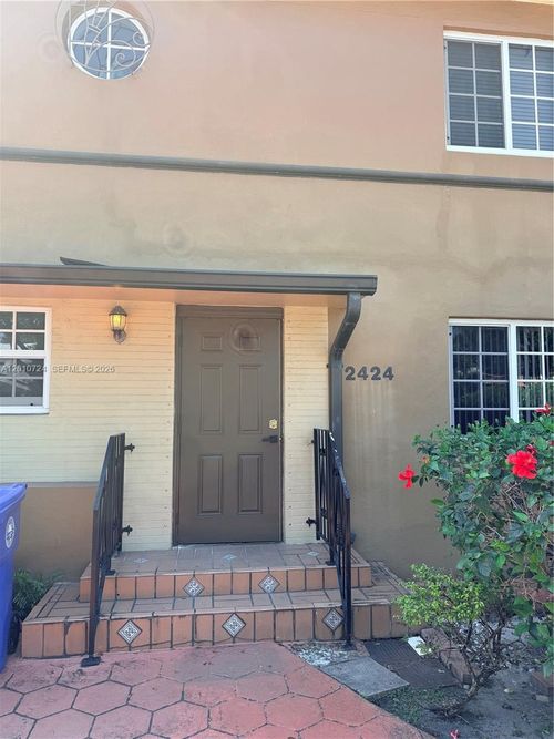 1-2424 Sw 12th St, Miami, FL, 33135-4814 | Card Image