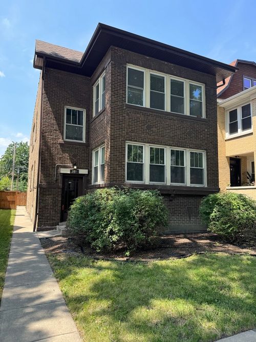 2-140 S Austin Blvd, Oak Park, IL, 60304-1704 | Card Image