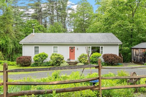 16 Mountain Rd, Erving, MA, 01344-9701 | Card Image