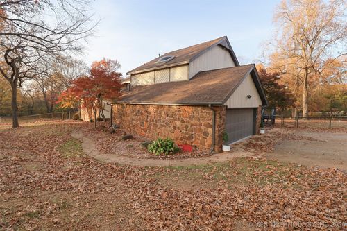 13933 S 198th East Ave, Broken Arrow, OK, 74014-4553 | Card Image