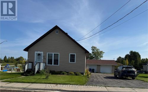 85 Fifth St, Smooth Rock Falls, ON, P0L2B0 | Card Image