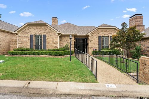 507 Hyde Park Dr, Tyler, TX, 75701-7757 | Card Image